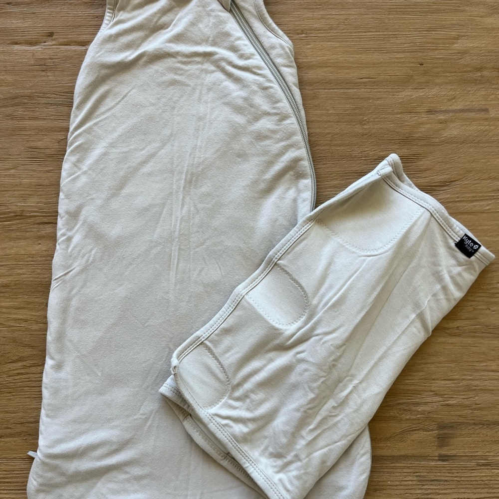 KYTE BABY Sleep Sack Swaddler size XS in oat